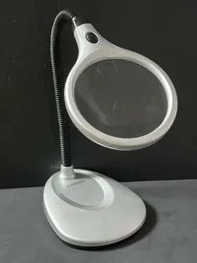 Deskbrite200 Carson Led Lighted 2x Magnifier With Light