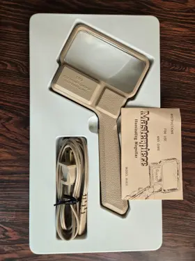 A-8100 Donegan Optical Co Vintage 2x4 Illuminating Magnifier Glass #p