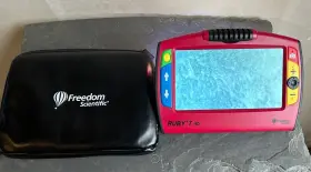 10016 Freedom Scientific Ruby 7 Hd Handheld Video Magnifier No Charge Cord Works Tested Very Nice