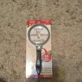 17138 Jacent Extra Large Magnifier 3.5 In Lens 2x Magnification Plus 5x Mini