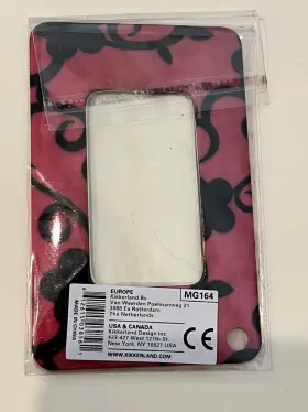 Mg166 Kikkerland Design Pocket Size Magnifying Glass Card - 3.25 Inch X 2 Pink And Black