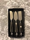 Il Mulino Set Of 3 India Cheese Knives-black Crafted Bone Handles Used. Price: $14.06.